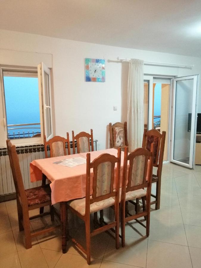 Apartments With A Parking Space Dramalj, Crikvenica - 5592 Exteriör bild